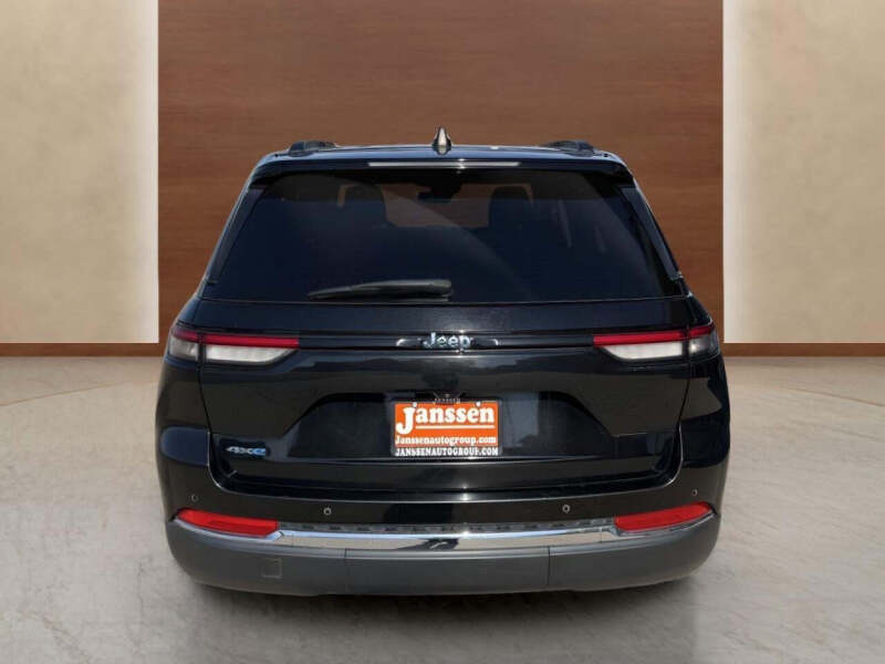 2023 Jeep Grand Cherokee