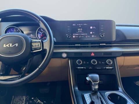 2023 Kia Carnival