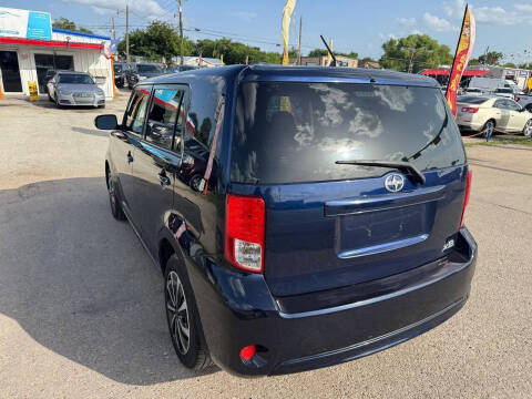 2013 Scion xB