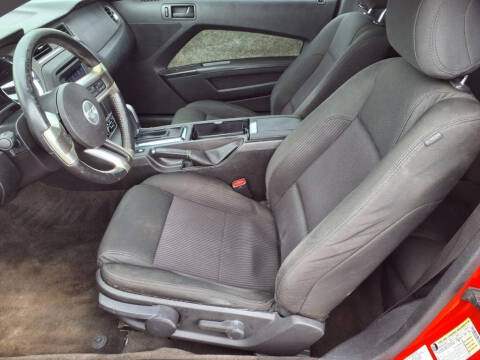 2014 Ford Mustang V6