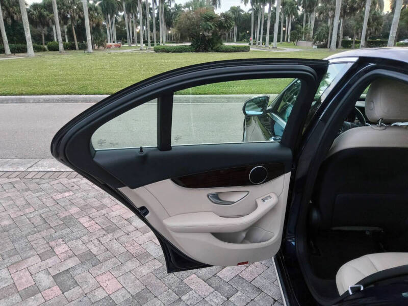 2018 Mercedes-Benz C-Class C 300