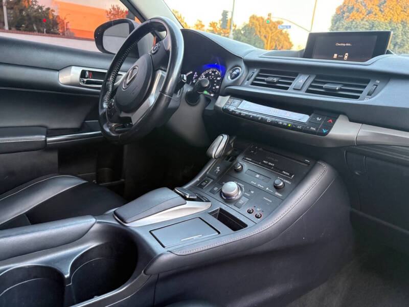 2016 Lexus CT 200h