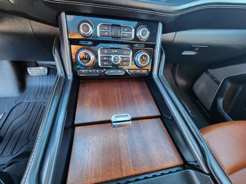 2023 GMC Yukon XL Denali Ultimate