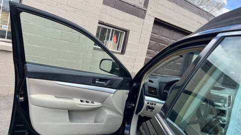 2014 Subaru Outback 2.5i