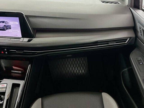 2024 Volkswagen Golf GTI Autobahn