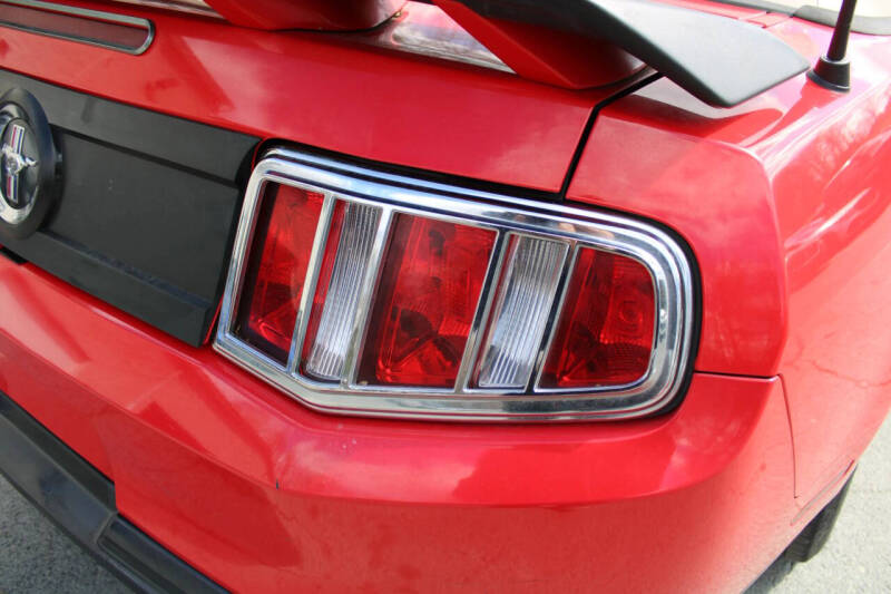 2010 Ford Mustang