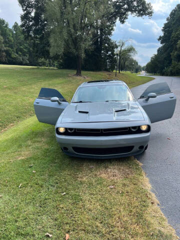 2021 Dodge Challenger SXT