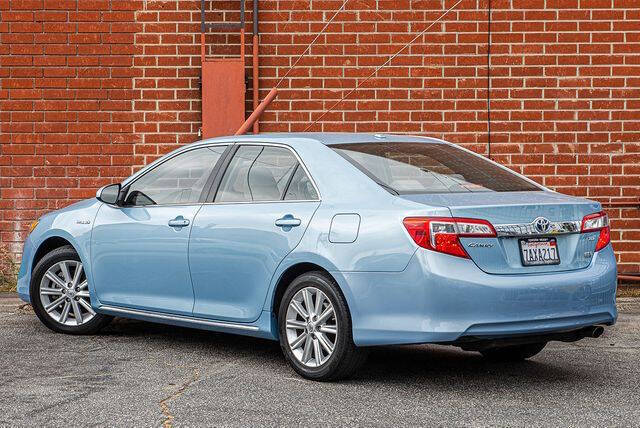 2013 Toyota Camry Hybrid XLE