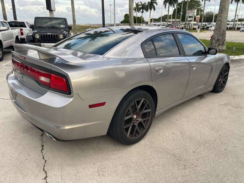 2013 Dodge Charger Police