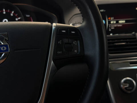 2015 Volvo XC60 T5 Drive-E Premier