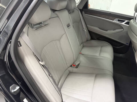 2015 Hyundai Genesis