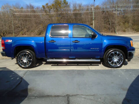 2013 GMC Sierra 1500 for sale at PIEDMONT CUSTOM CONVERSIONS USED CARS in Danville VA