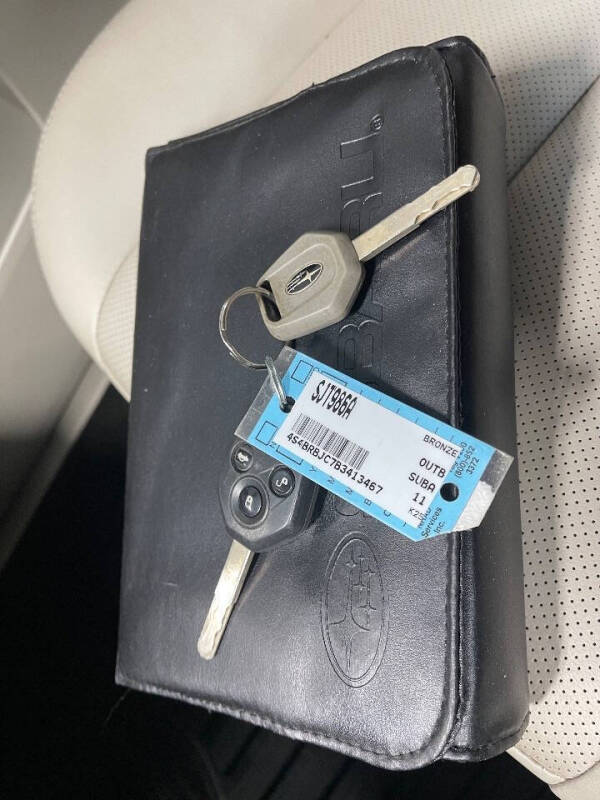 2011 Subaru Outback 2.5i Limited