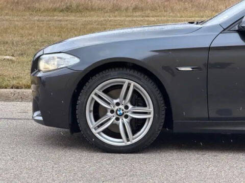2011 BMW 5 Series 550i