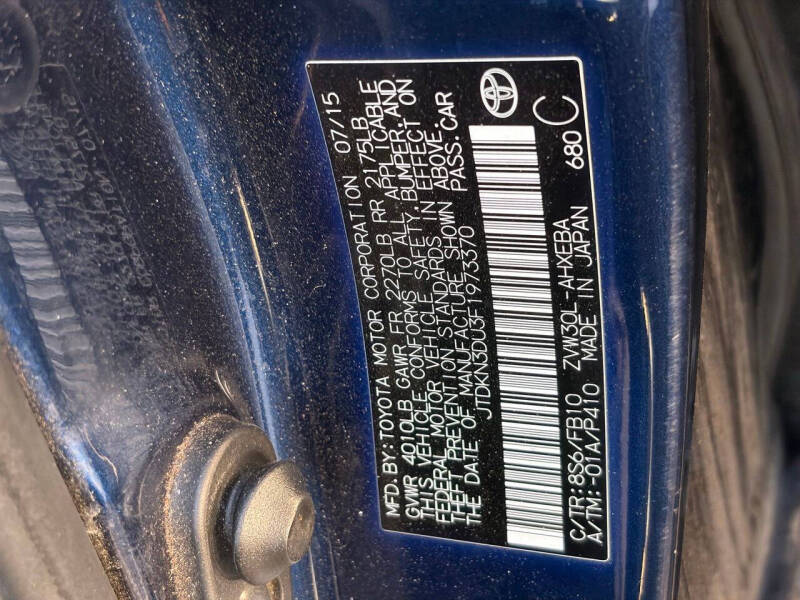 2015 Toyota Prius Two