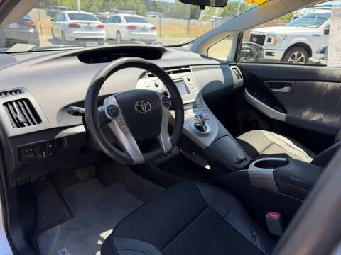 2014 Toyota Prius Plug-in Hybrid