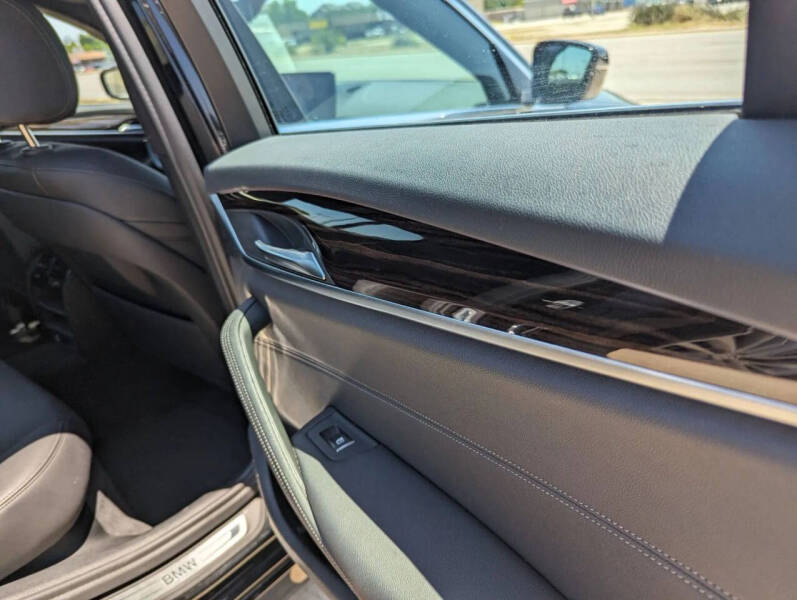 2021 BMW 5 Series 530i