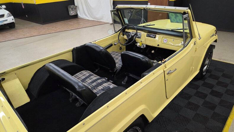 1968 Jeep Jeepster