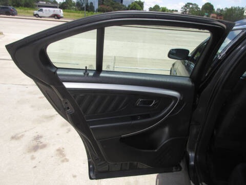 2017 Ford Taurus SEL