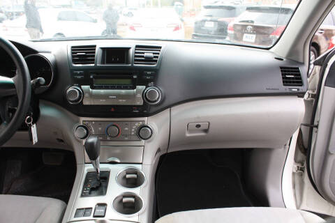 2012 Toyota Highlander SE