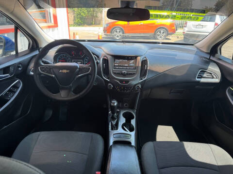 2017 Chevrolet Cruze LT Auto