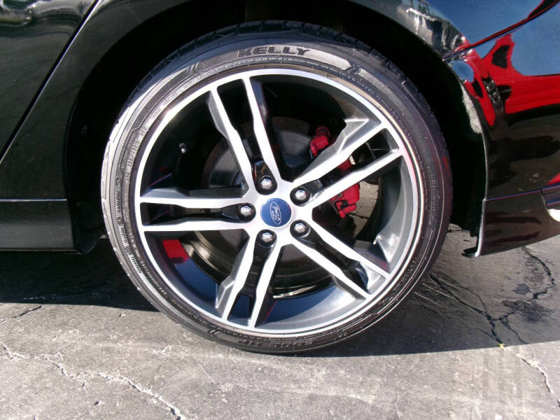 2017 Ford Focus ST