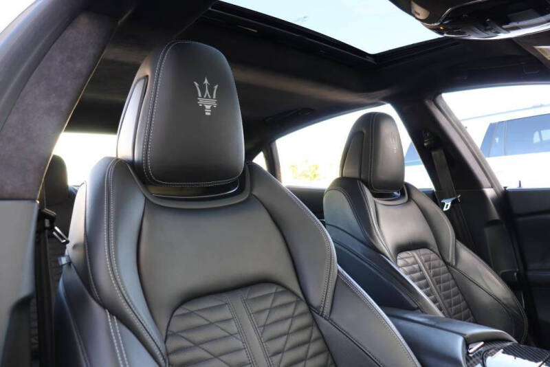 2022 Maserati Quattroporte Modena