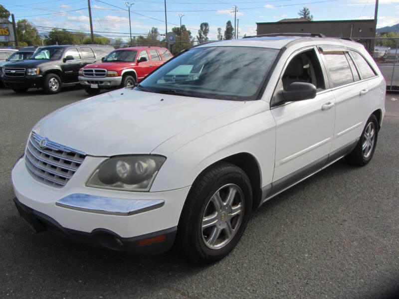 2004 Chrysler Pacifica AWD photo 2