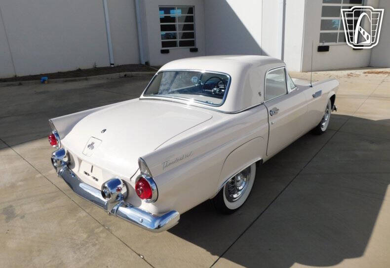1955 Ford Thunderbird