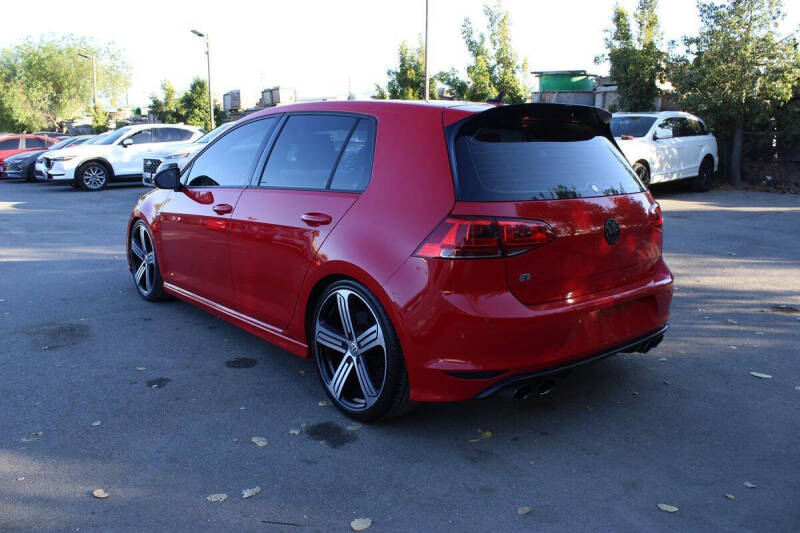 2016 Volkswagen Golf R