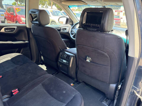 2014 Nissan Pathfinder S