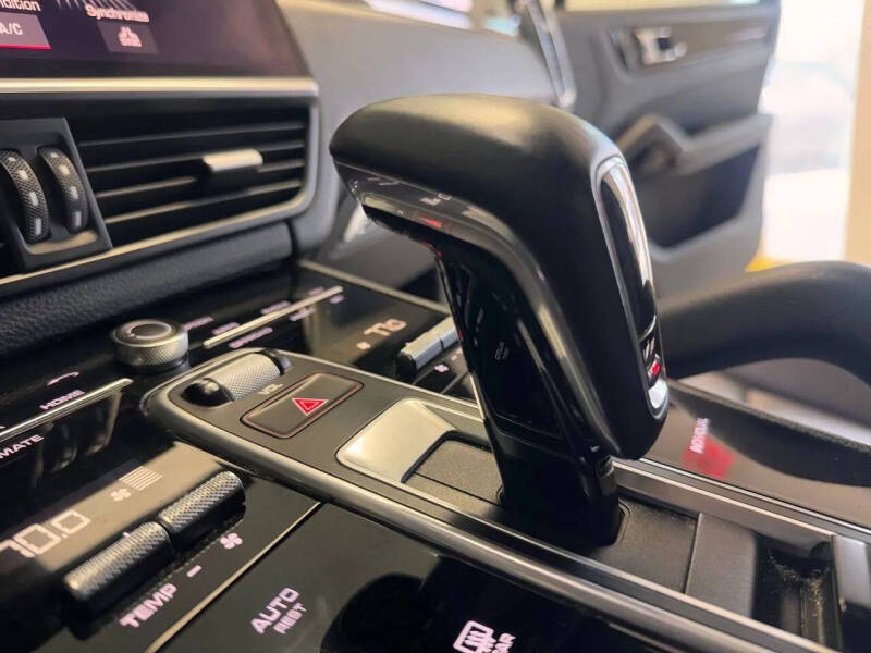 2021 Porsche Cayenne