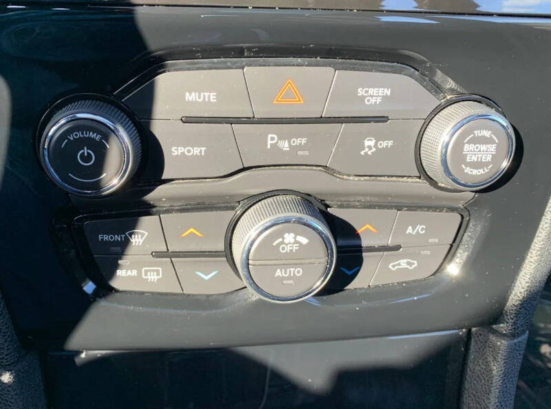 2023 Chrysler 300 S V6