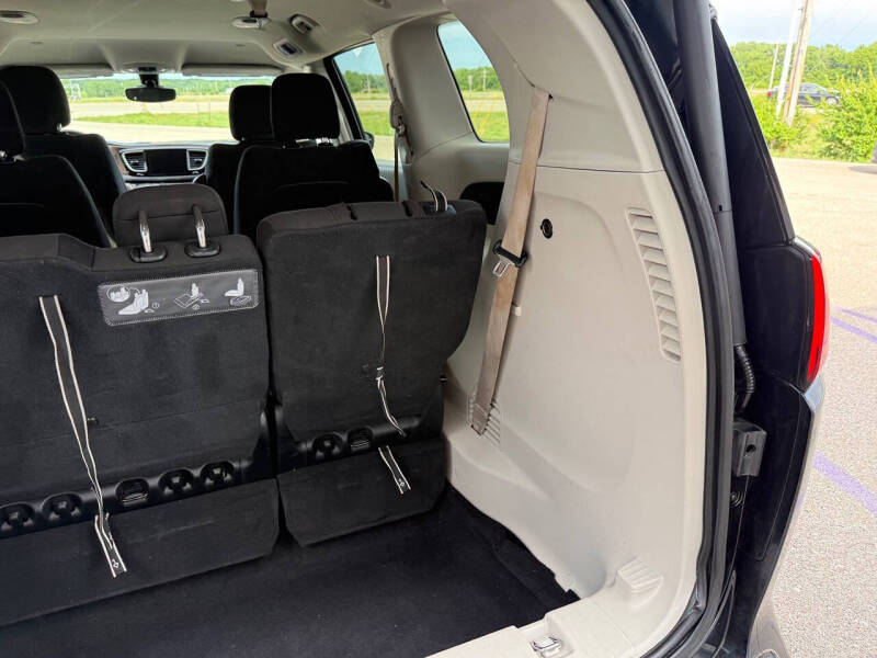 2017 Chrysler Pacifica Touring