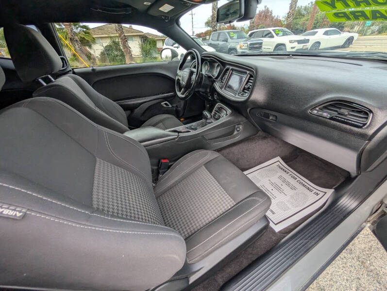 2018 Dodge Challenger SXT