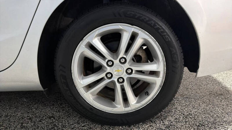 2017 Chevrolet Cruze LT Auto