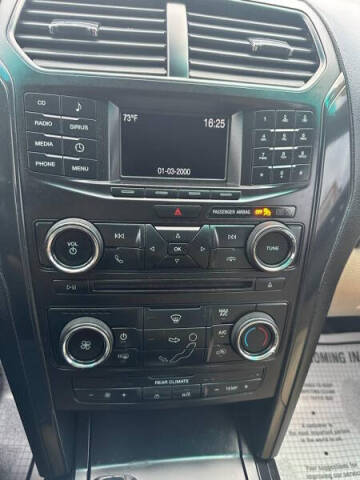 2016 Ford Explorer