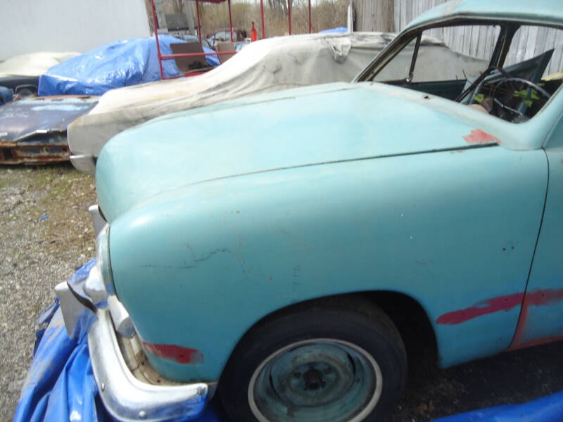 1951 Ford Super Deluxe