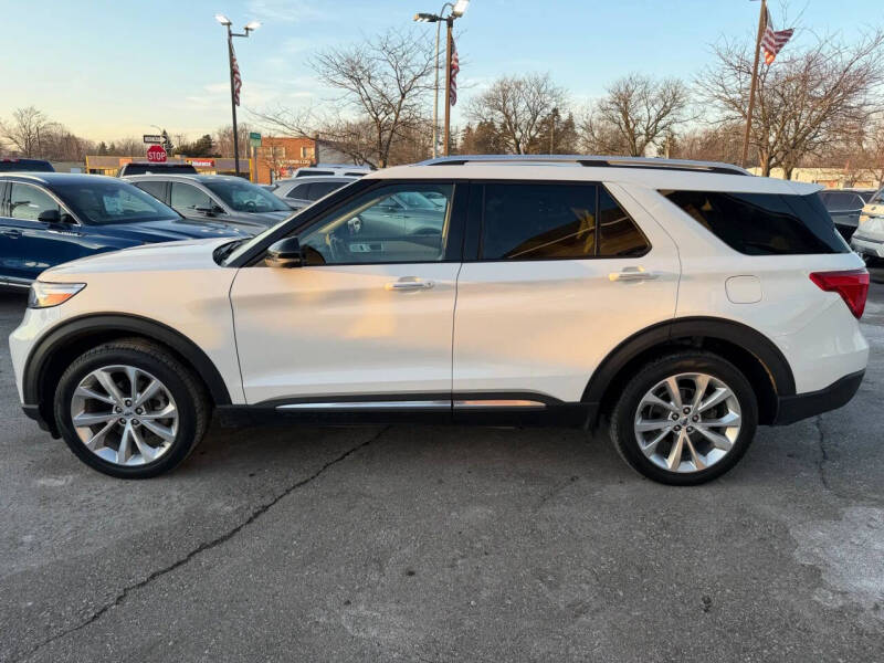 2023 Ford Explorer Platinum