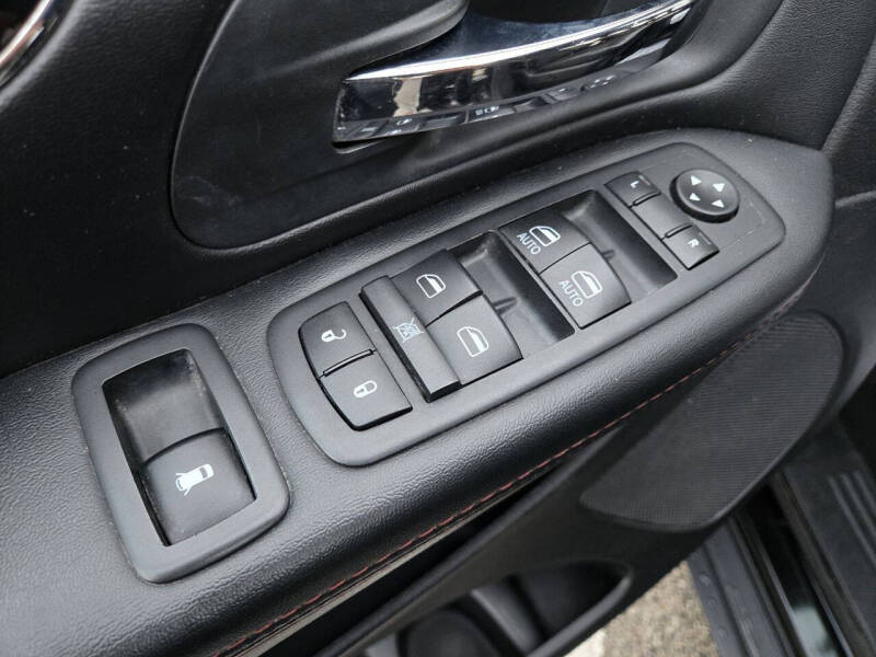 2019 Dodge Grand Caravan SXT 35th Anniversary Edition