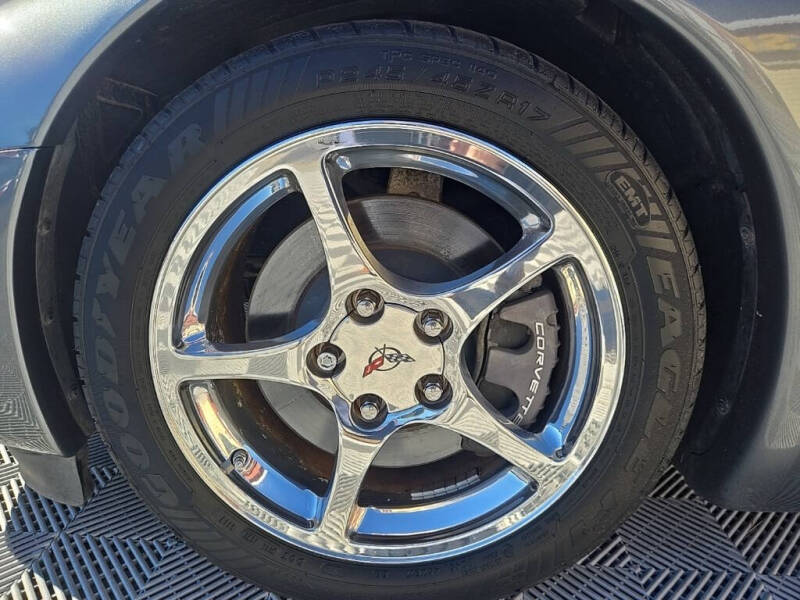 2004 Chevrolet Corvette