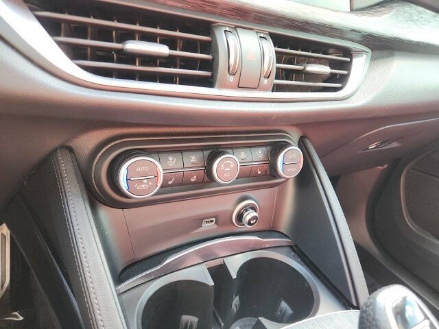 2024 Alfa Romeo Stelvio Sprint