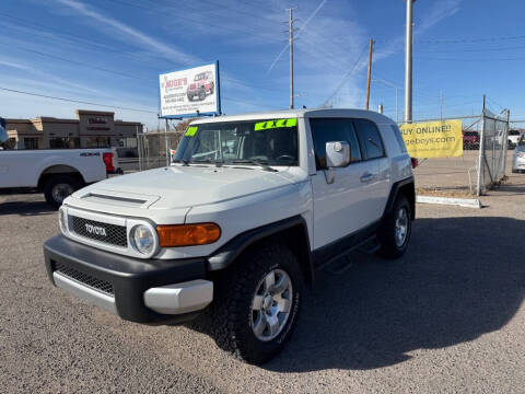 2010 Toyota FJ Cruiser for sale at AUGE'S SALES AND SERVICE in Belen NM