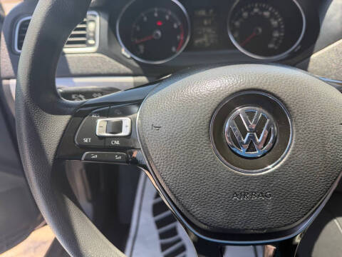 2015 Volkswagen Jetta