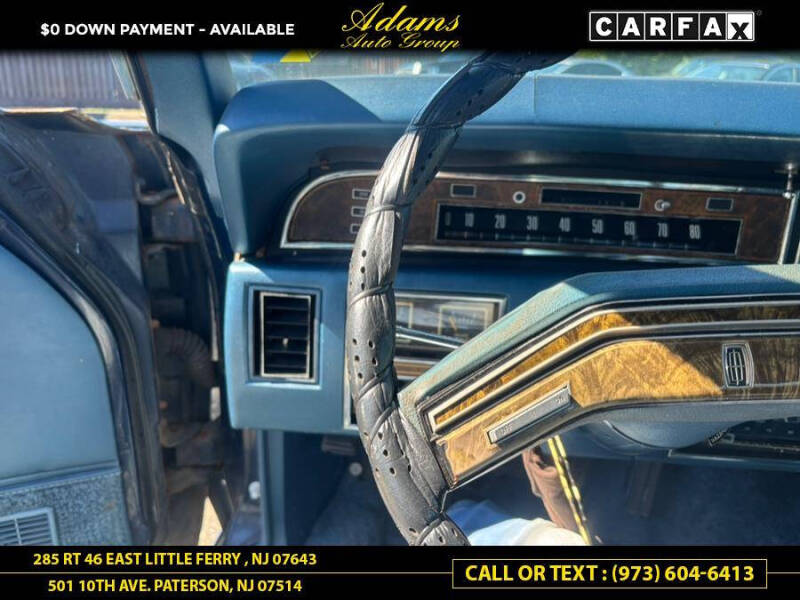1977 Lincoln Town Car