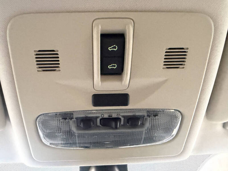 2014 Land Rover LR2 HSE