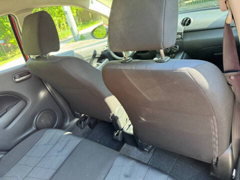 2011 Mazda MAZDA2 Sport
