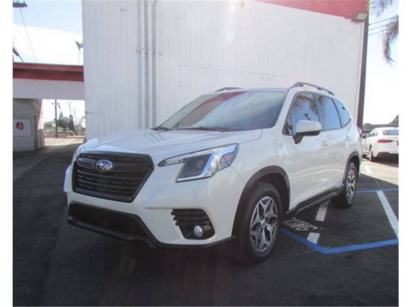 2023 Subaru Forester Premium