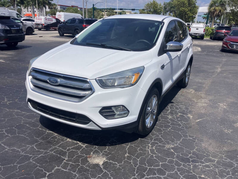 2017 Ford Escape SE