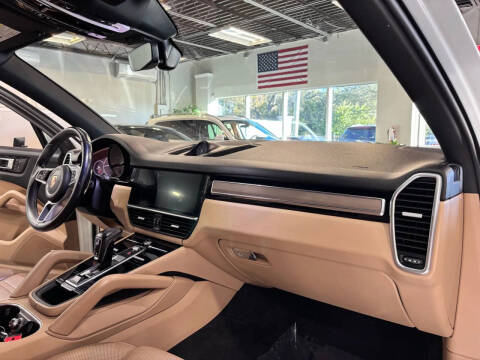 2019 Porsche Cayenne S